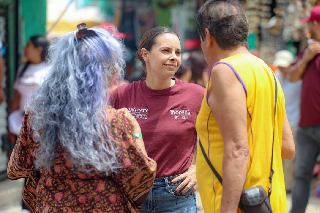 Con propuestas de bienestar y seguridad, visita Ana Paty peralta el icónico Mercado 23